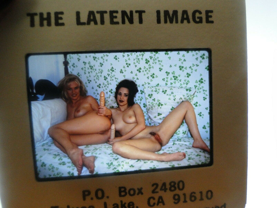 Busty Erotic Sexy NUDE Woman/Model Vintage 35mm LATENT IMAGE SLIDE          A81